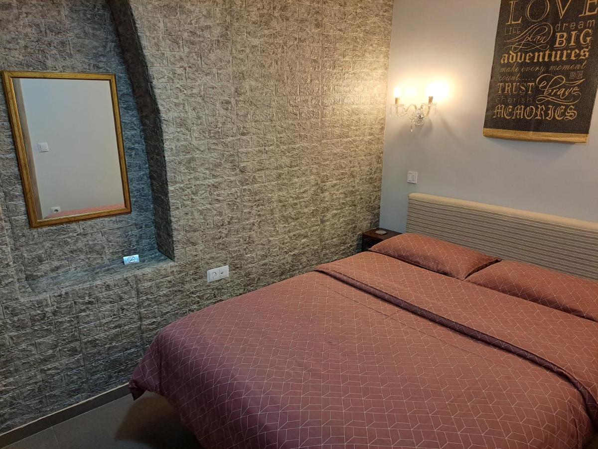 Modern Residence In The Center Of Trikala Extérieur photo
